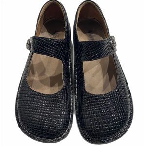 Alegria By PG Lite Mary Jane Black Shinny Shoes size 41